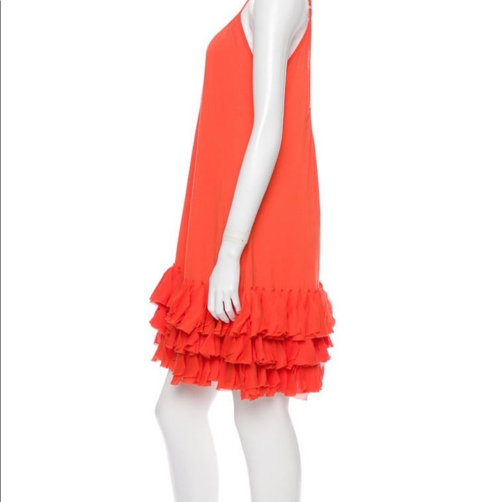 Elizabeth and James : Bust 36,Waist 36,Length 35